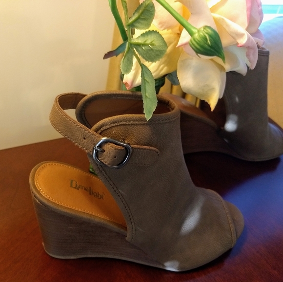 LIME LIGHT OPEN TOE WEDGES SZ 7 - Picture 6 of 6